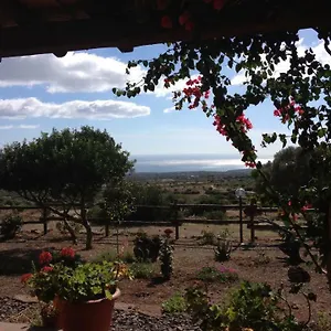 Agriturismo Su Nuragheddu Séjour à la ferme